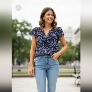 NWOT PerSeption Concept Blue and White Short Sleeve Notched Collar Top